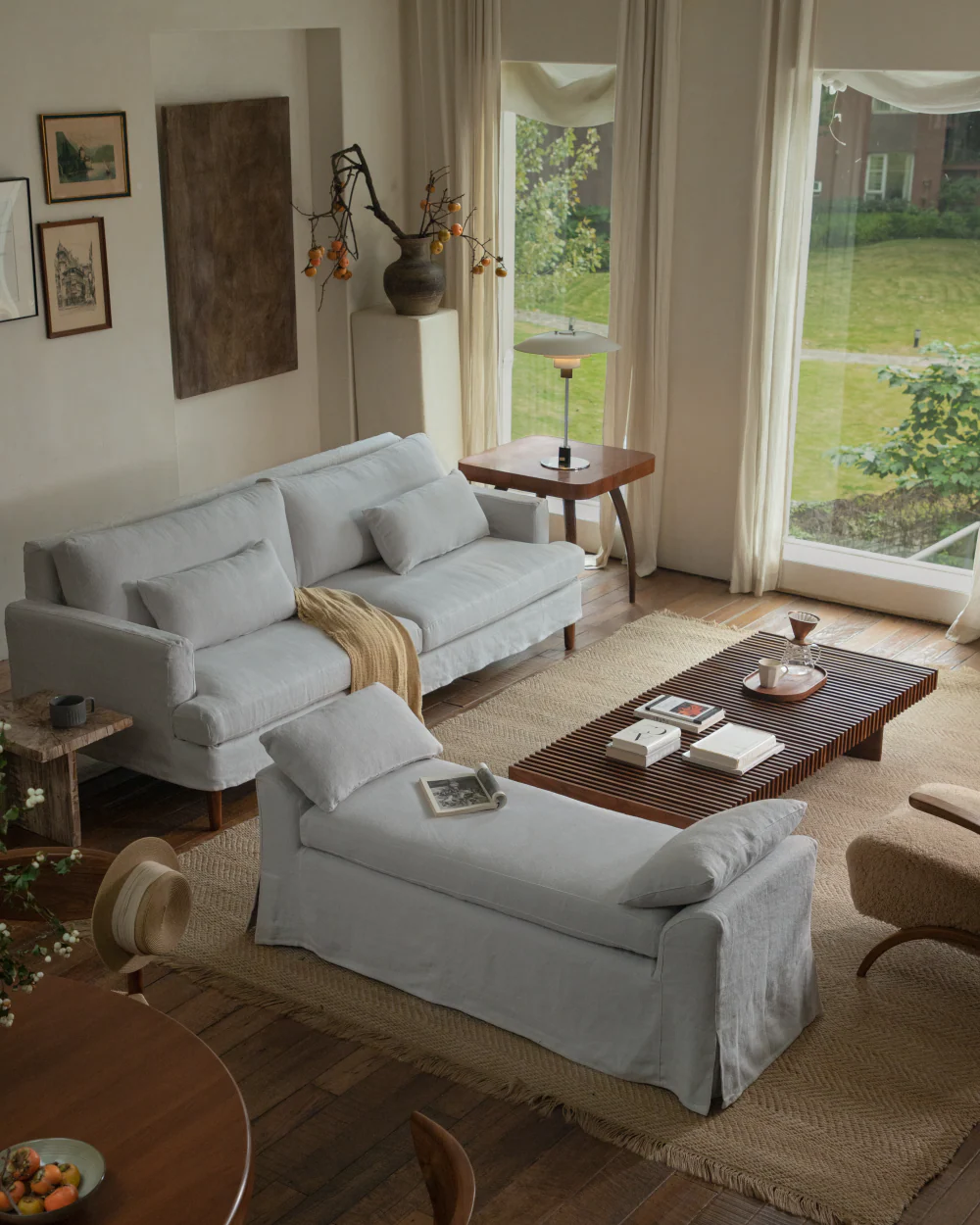 Alina Bench - Image 6