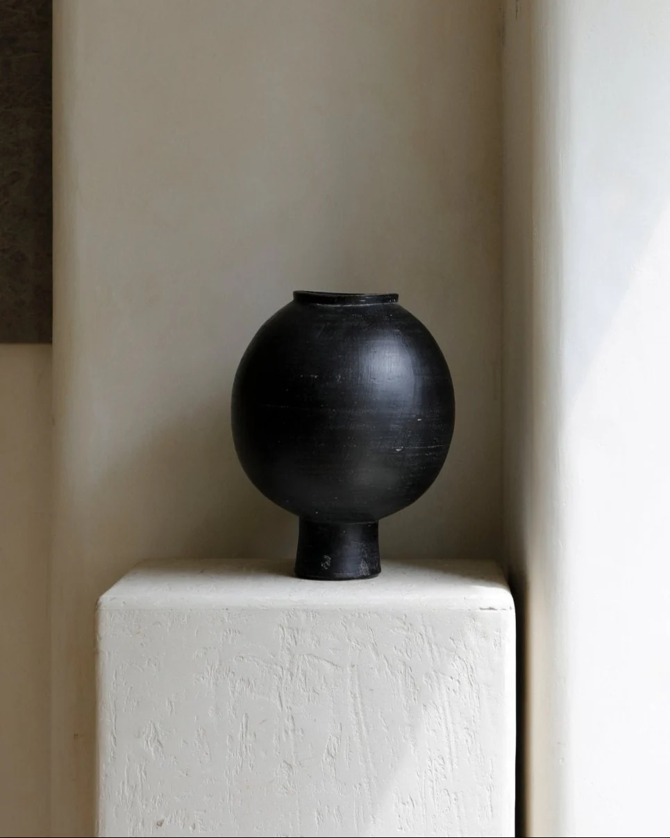Ceramic Vase - Image 7