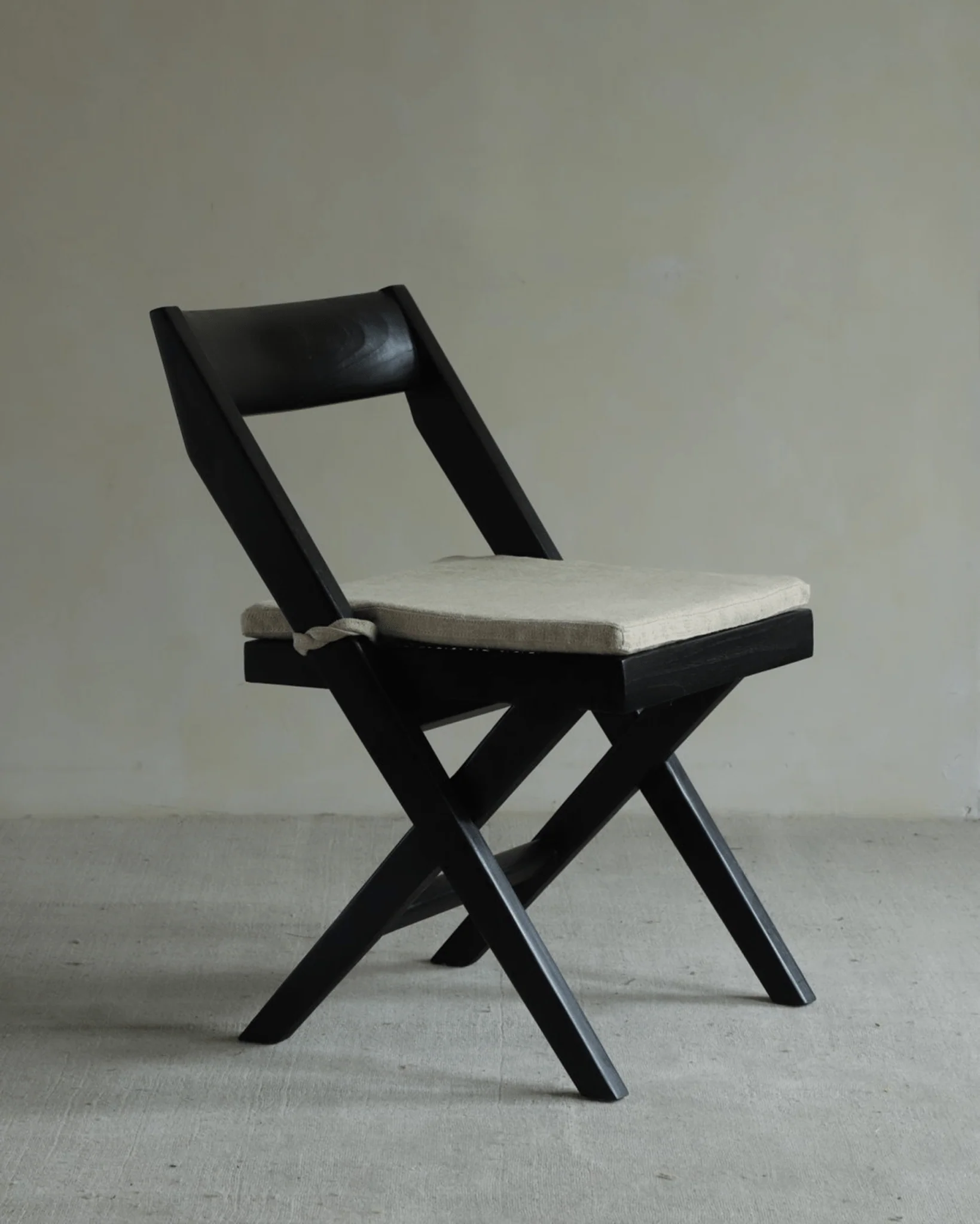 Chandigarh Library Chair - Image 18
