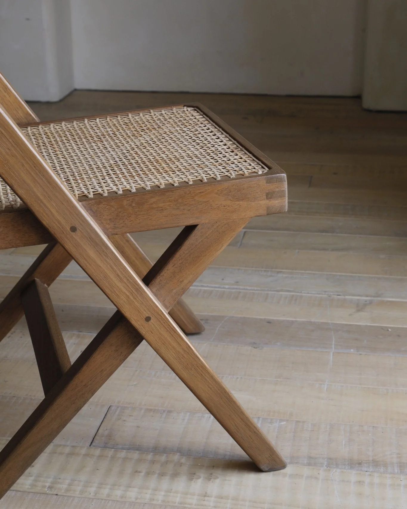 Chandigarh Library Chair - Image 8