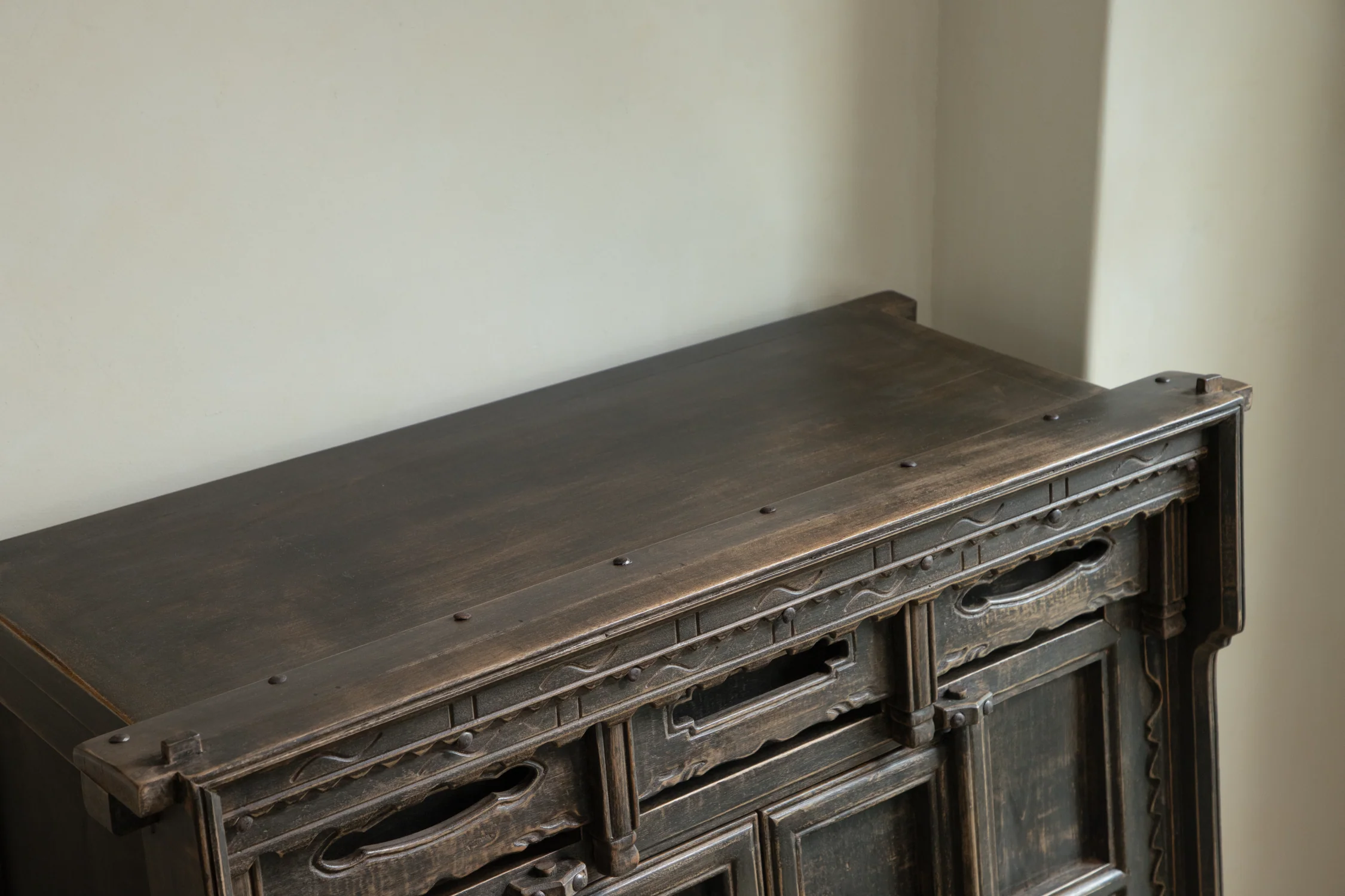 Chinese Cabinet - Image 14