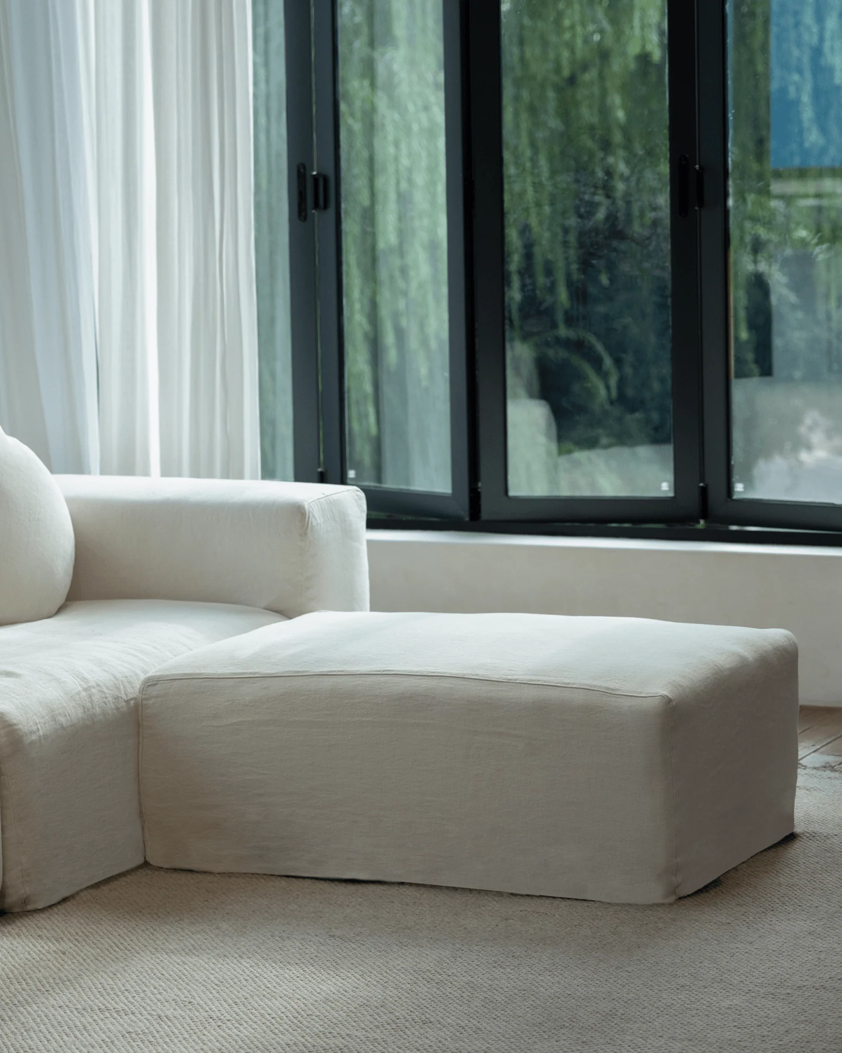 Doma Sectional Sofa - Image 10