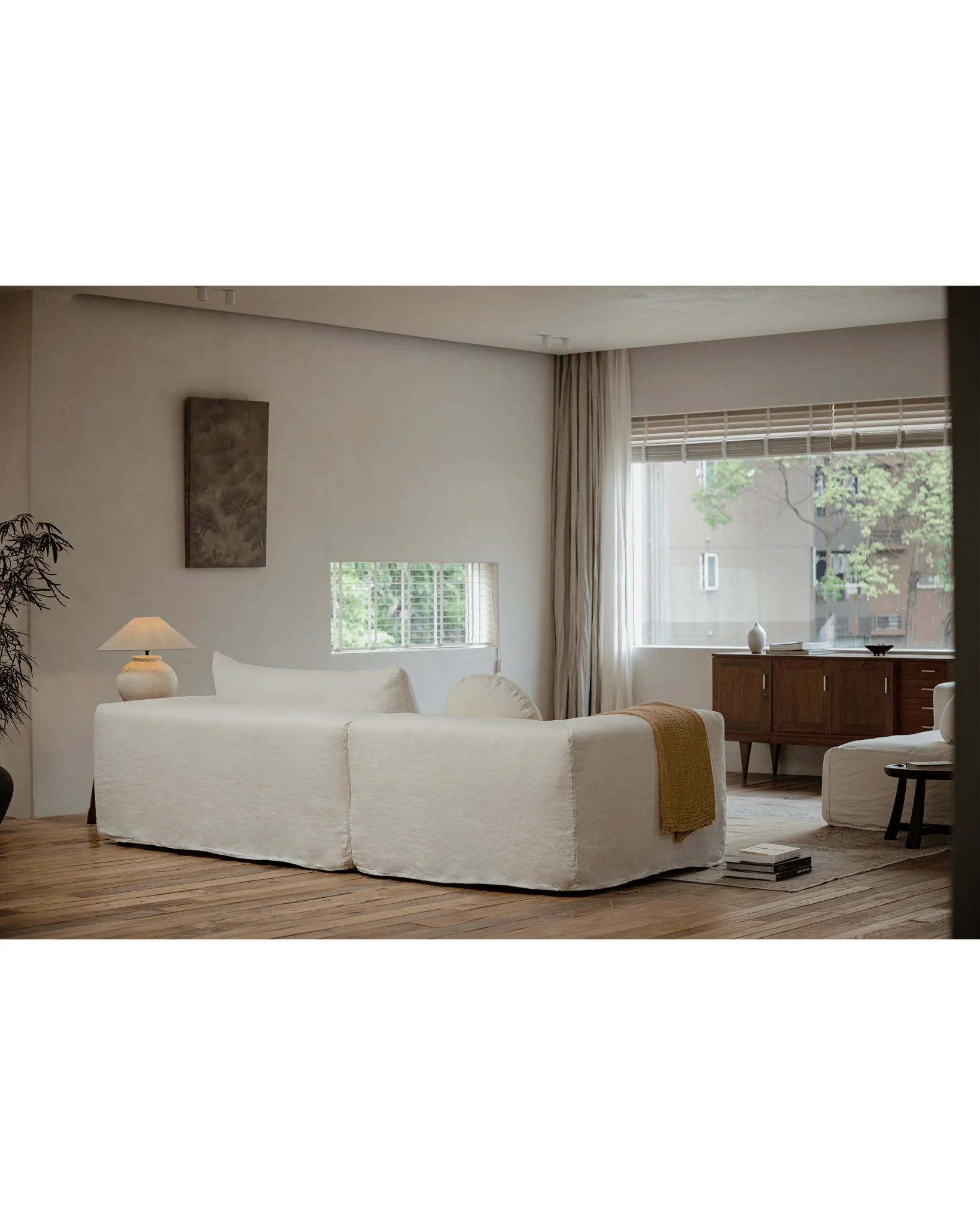 Doma Sectional Sofa - Image 19