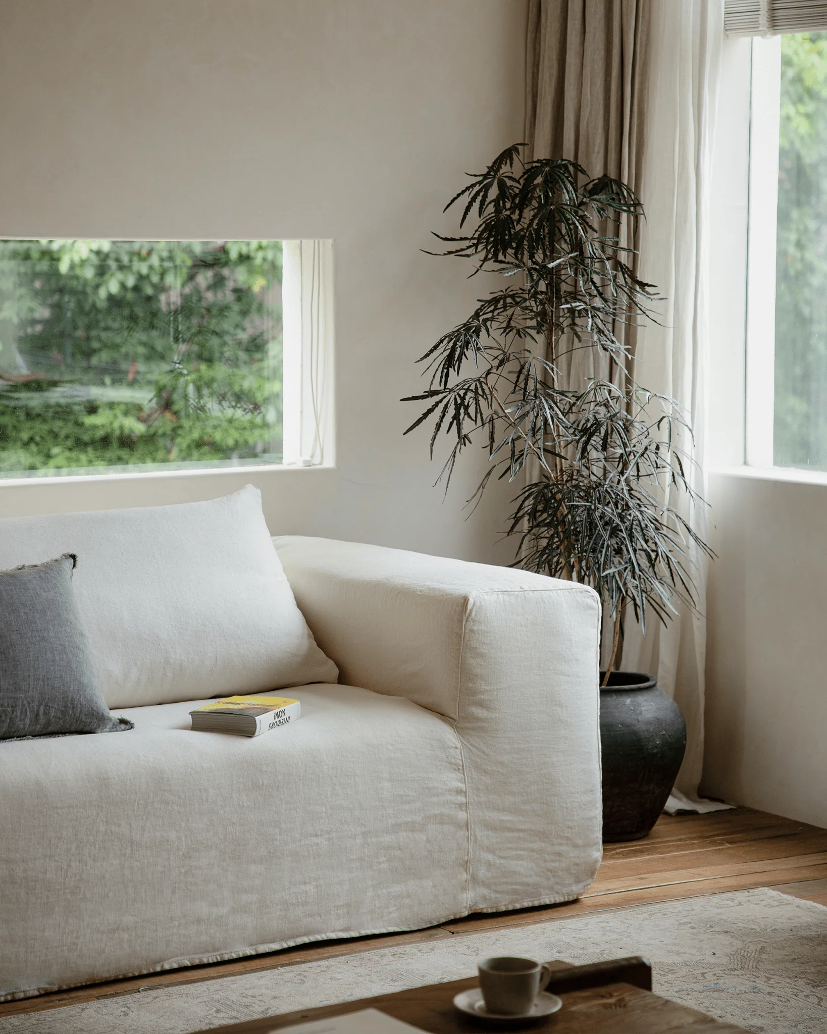 Doma Sectional Sofa - Image 7