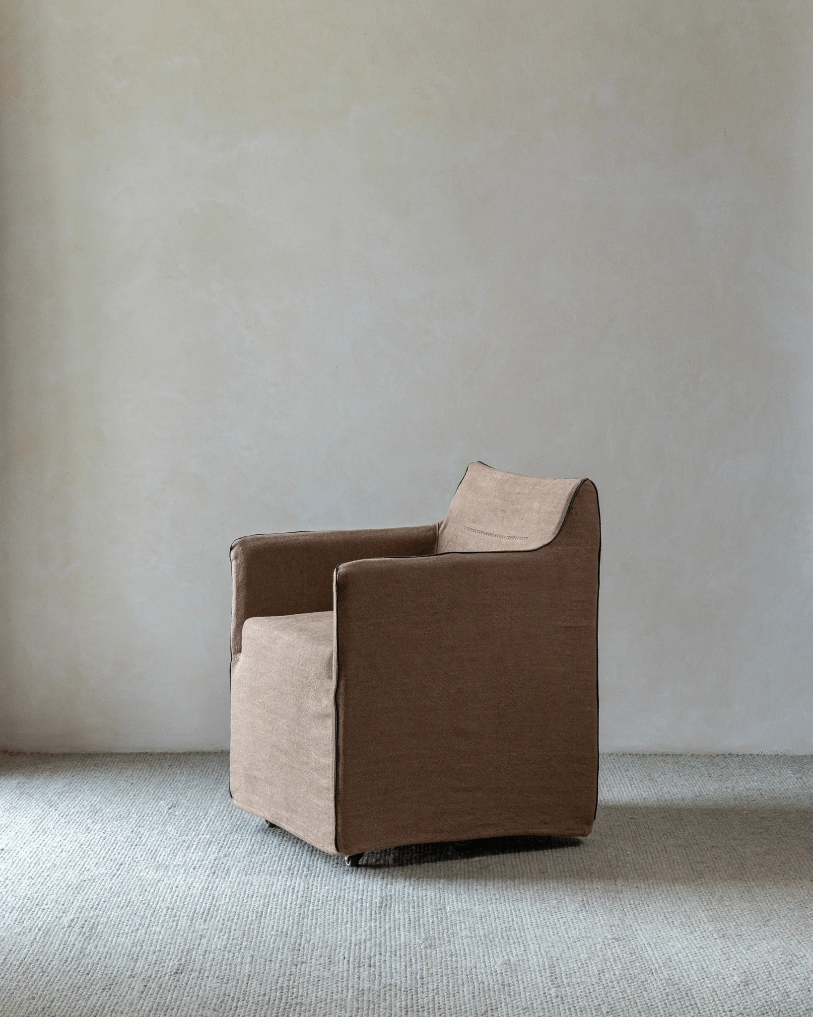 Ducy Linen Slipcover Chair - Image 10