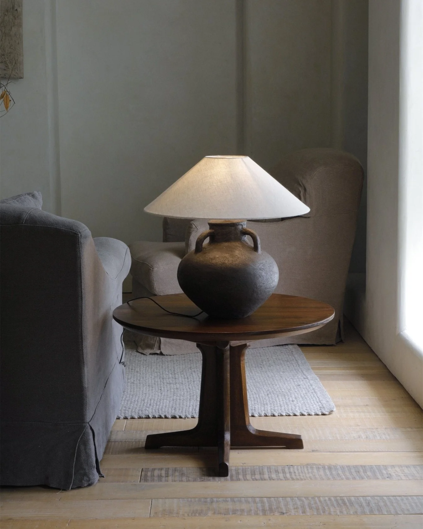 Ear Ceramic Lamp - Image 4