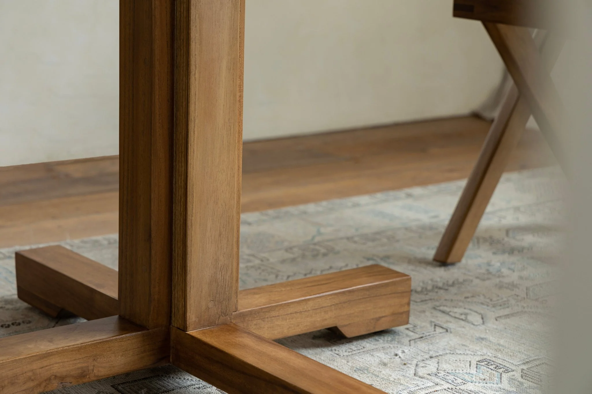 Felix Square Table - Image 5