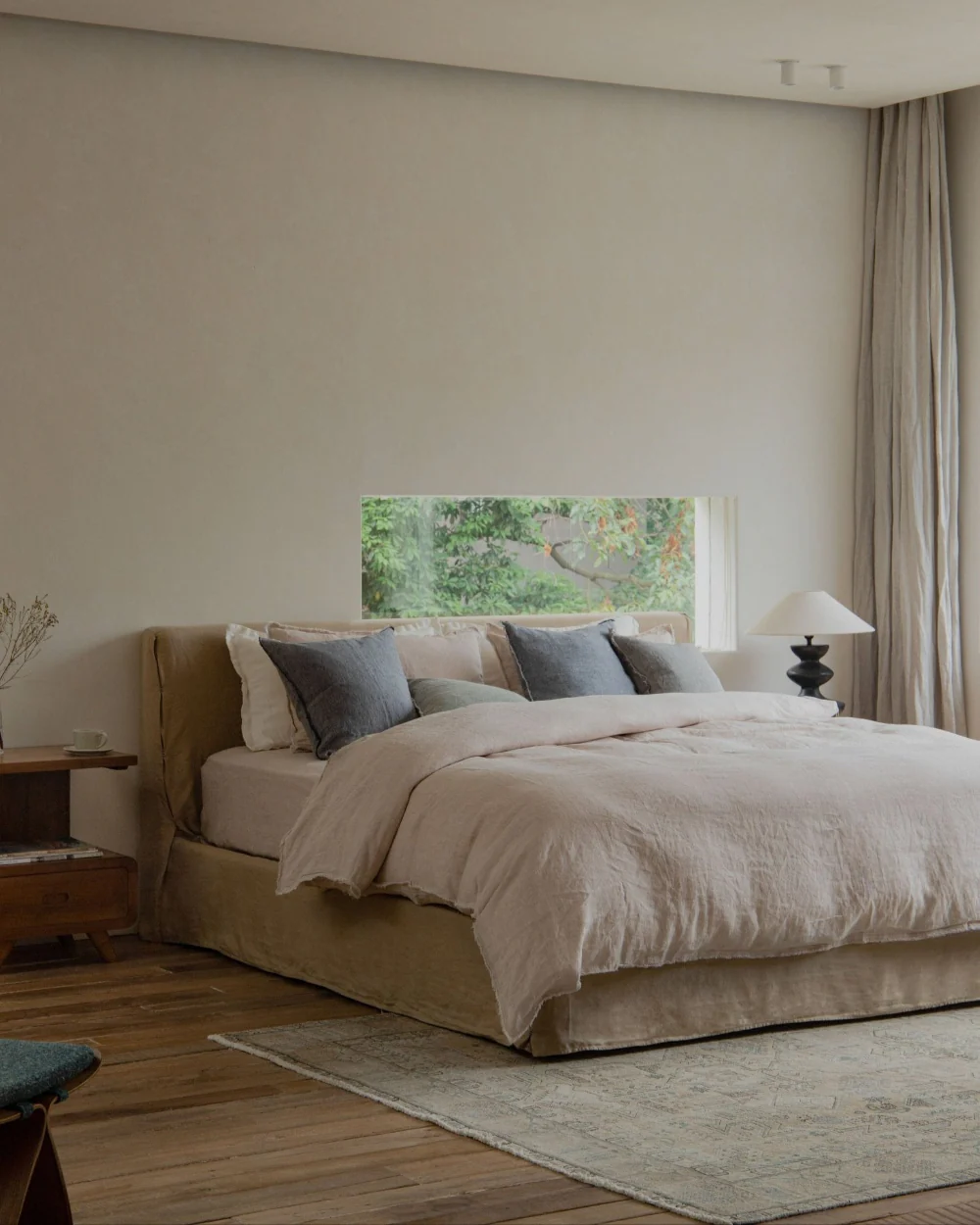 Freya Linen Bed - Image 4