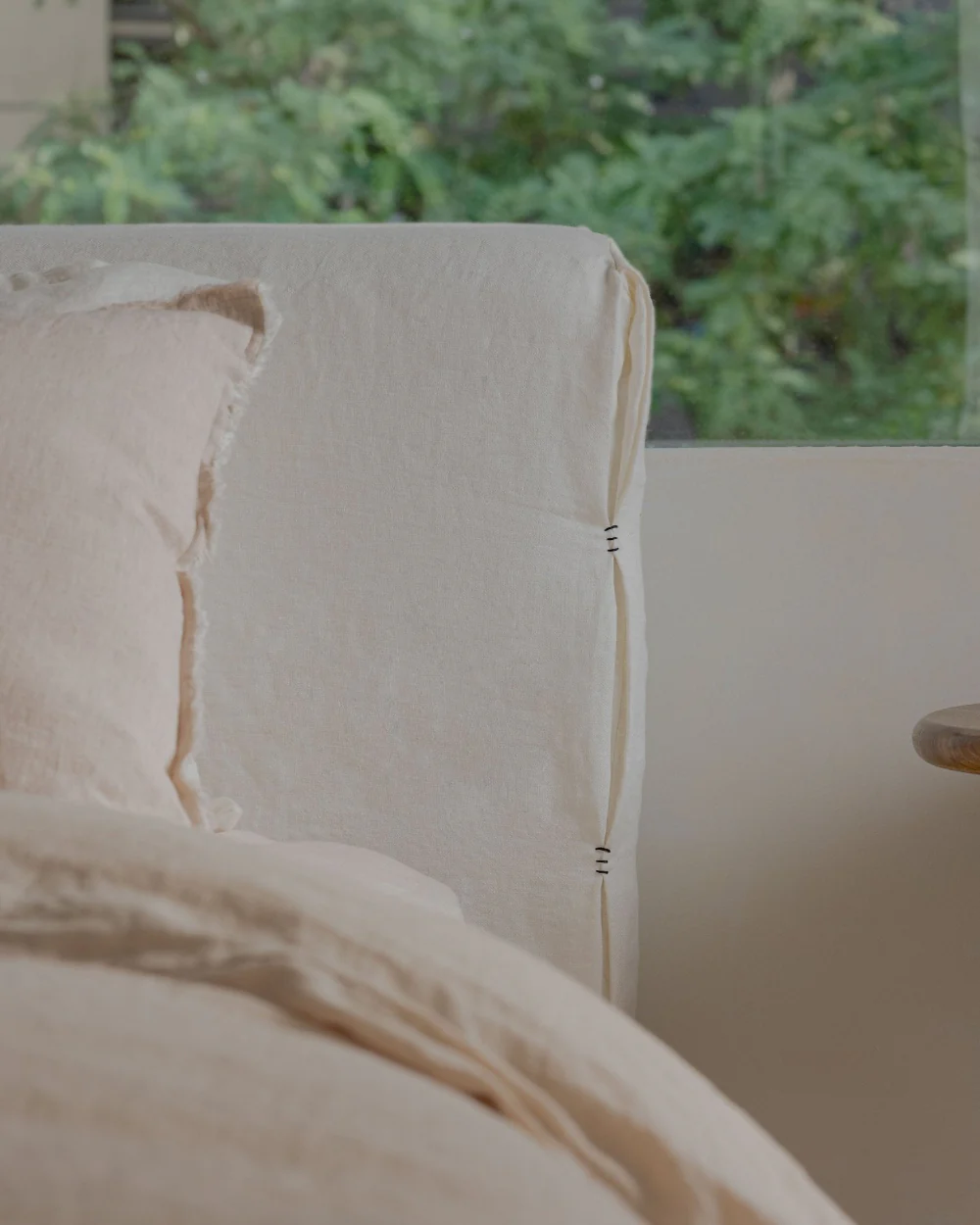 Freya Linen Bed - Image 6