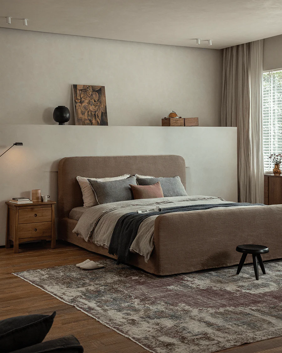 Guni Slipcover Linen Bed - Image 8