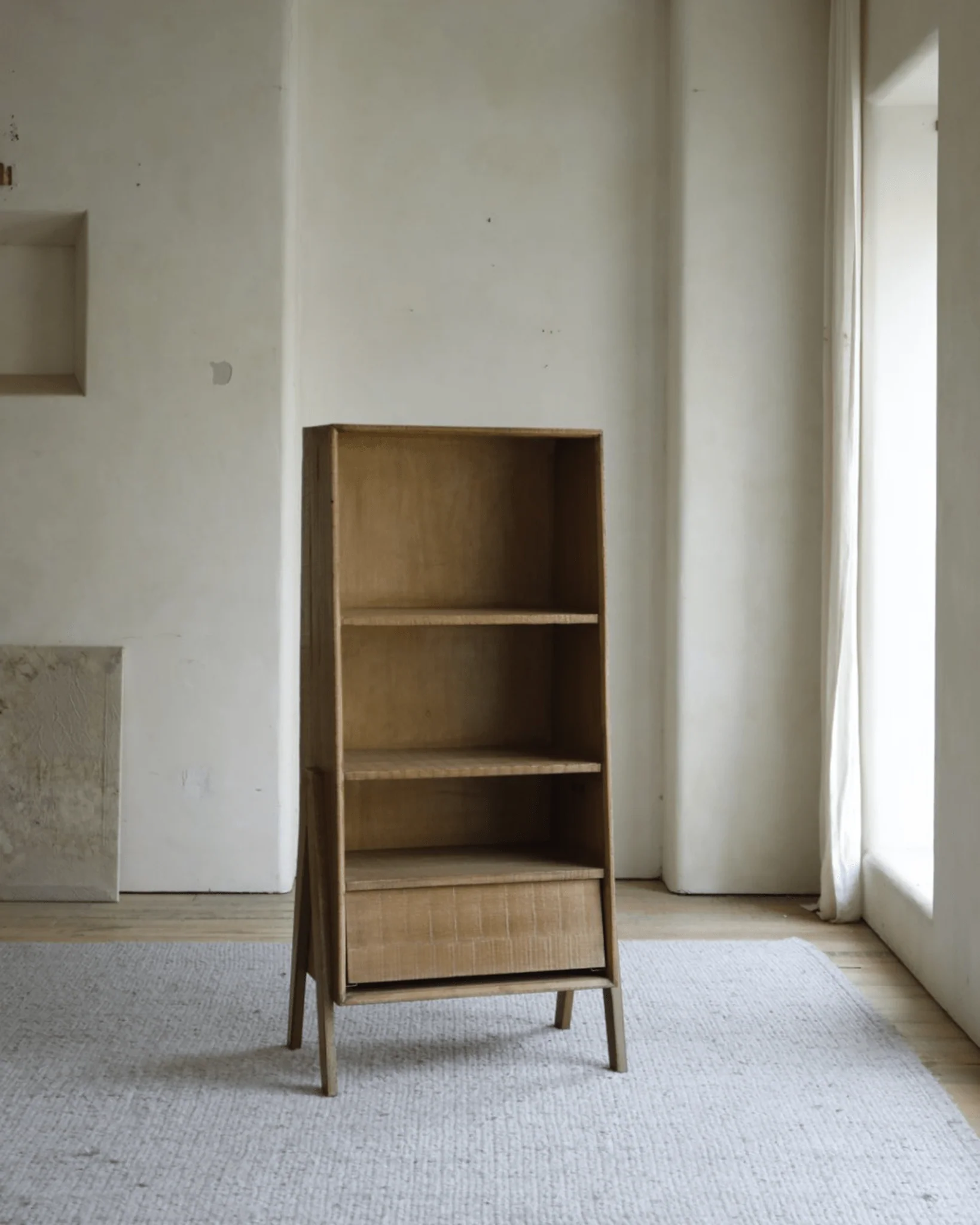 Kin Display Cabinet - Image 11