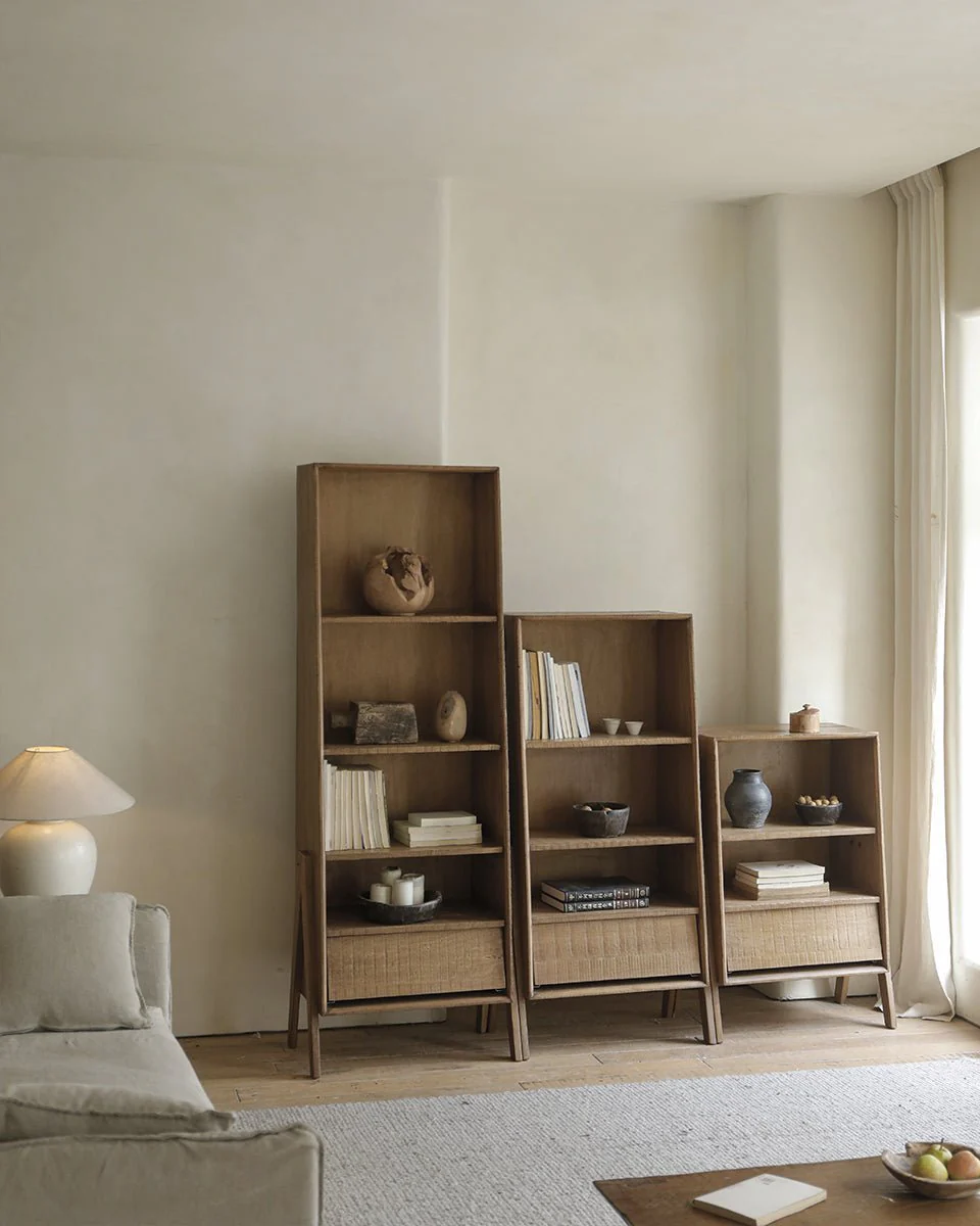 Kin Display Cabinet - Image 3