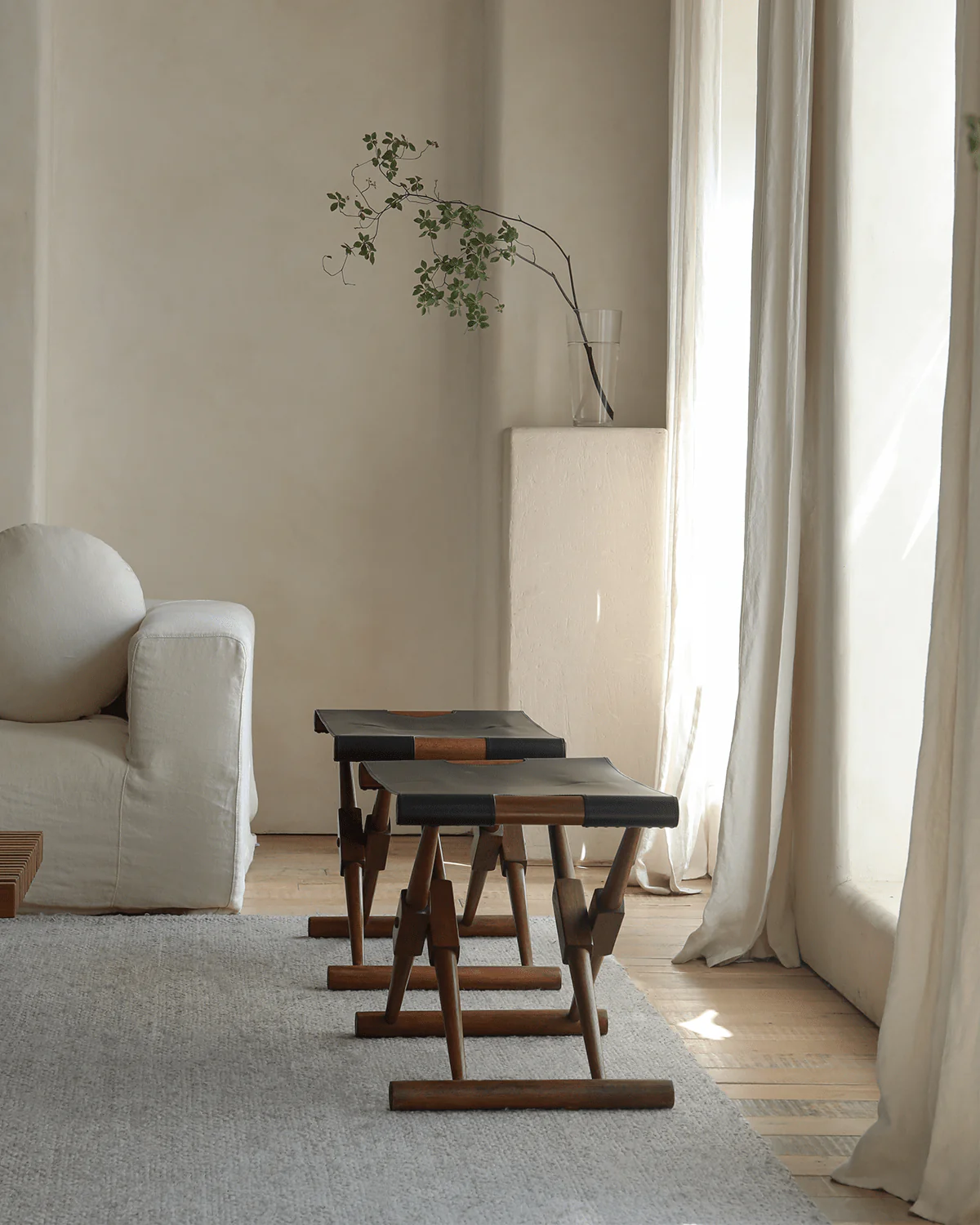 Lux Leather Stool - Image 3