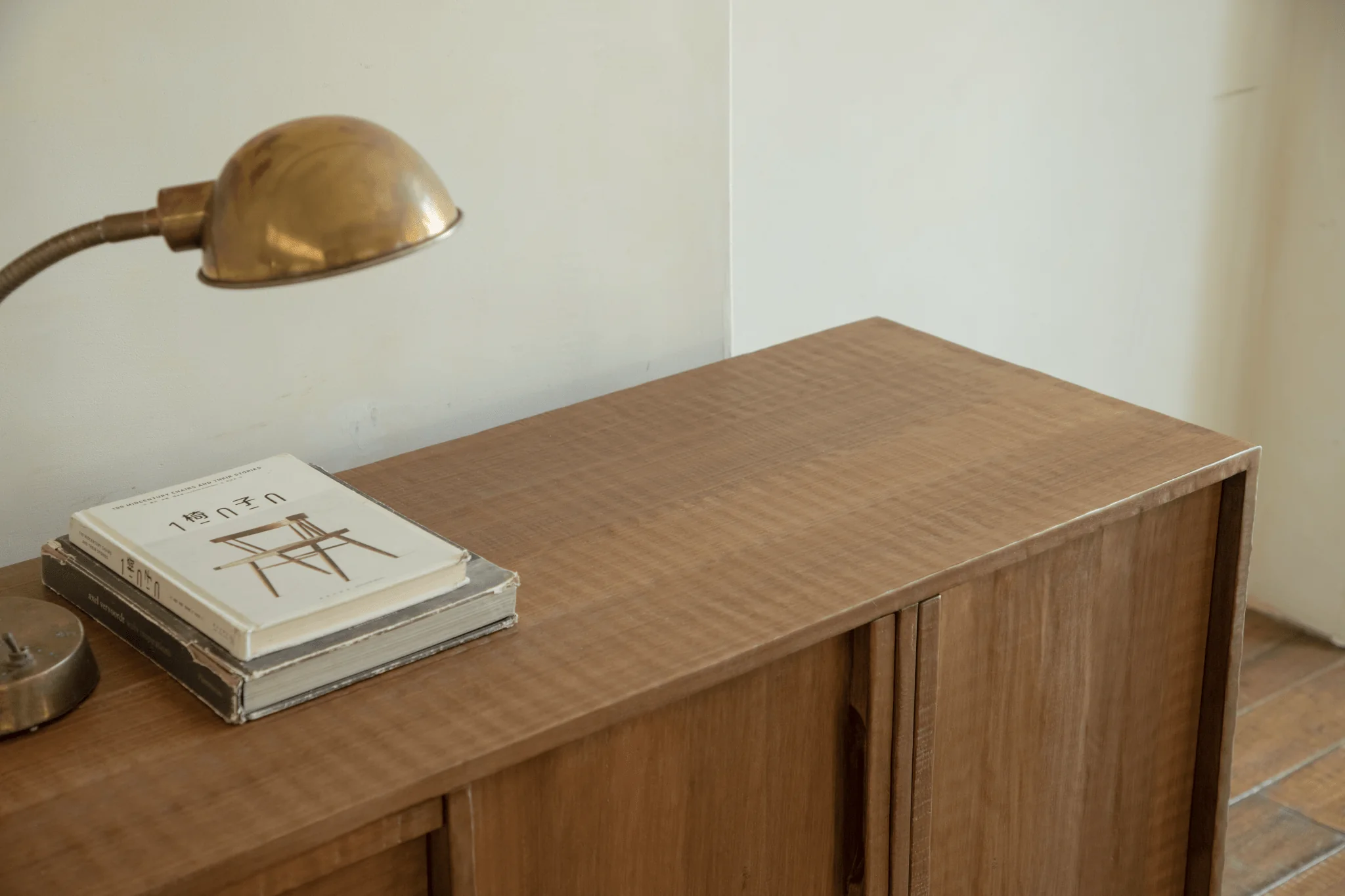 NO.32 Sideboard - Image 20