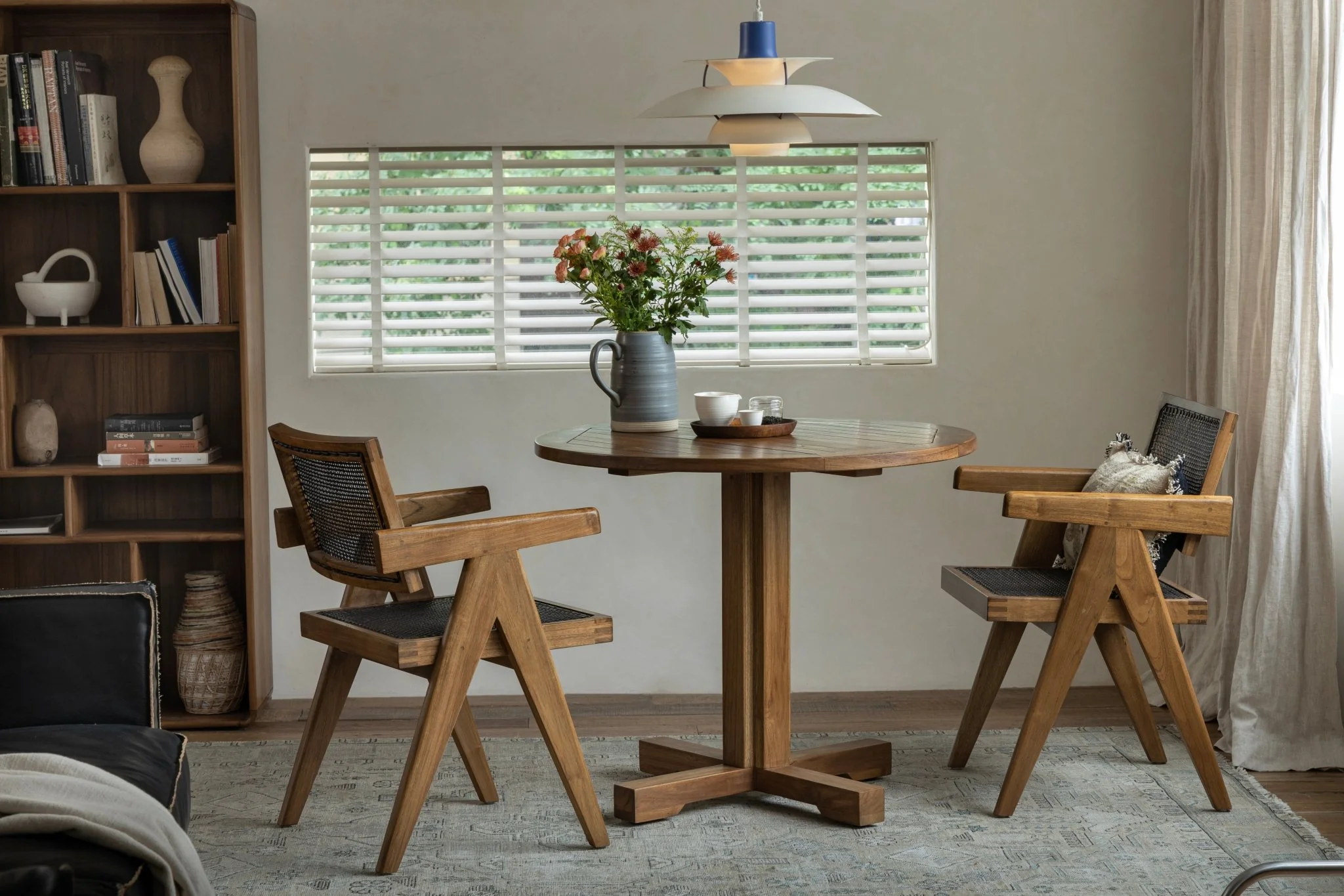 Ruby Round Table - Image 7