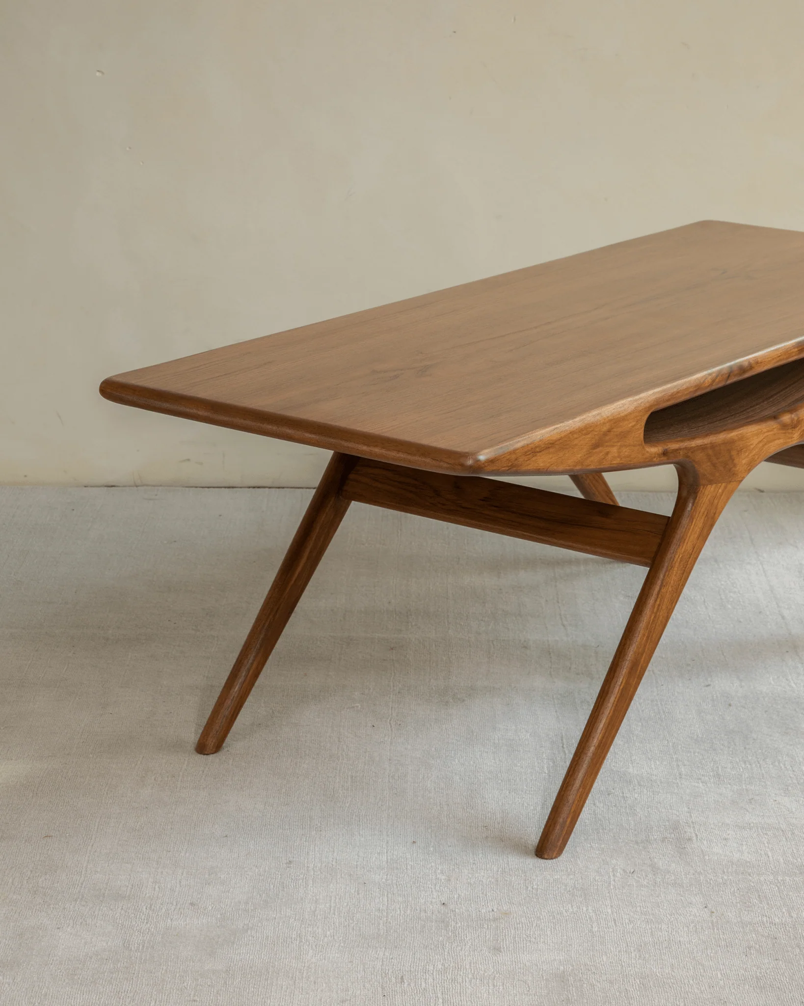 Simile Coffee Table - Image 11