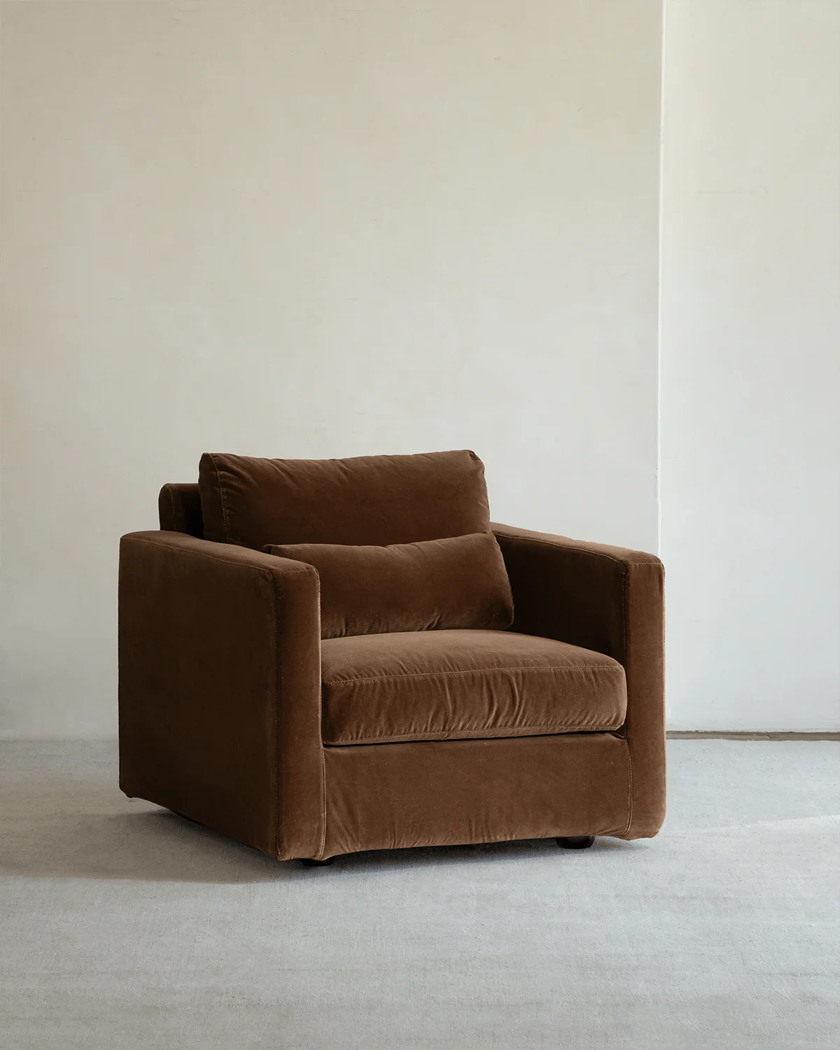 Sofia Velvet Armchair - Image 21