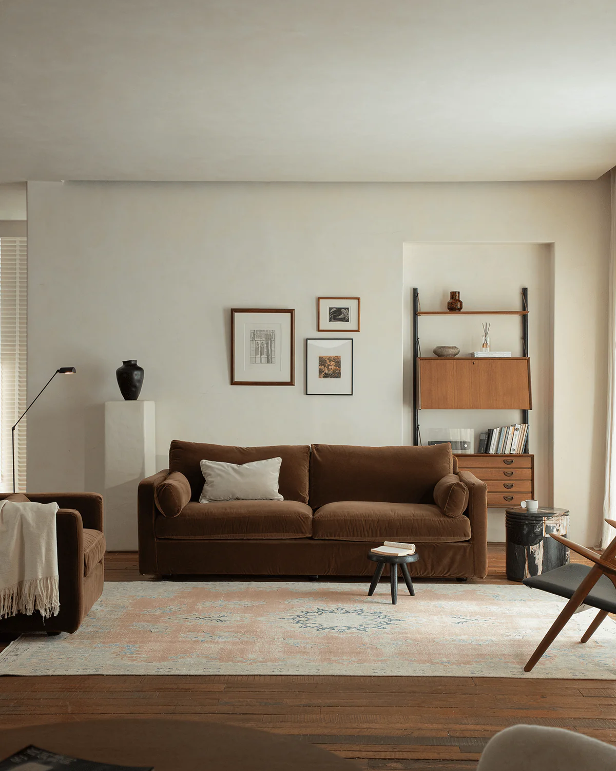 Sofia Velvet Armchair - Image 17