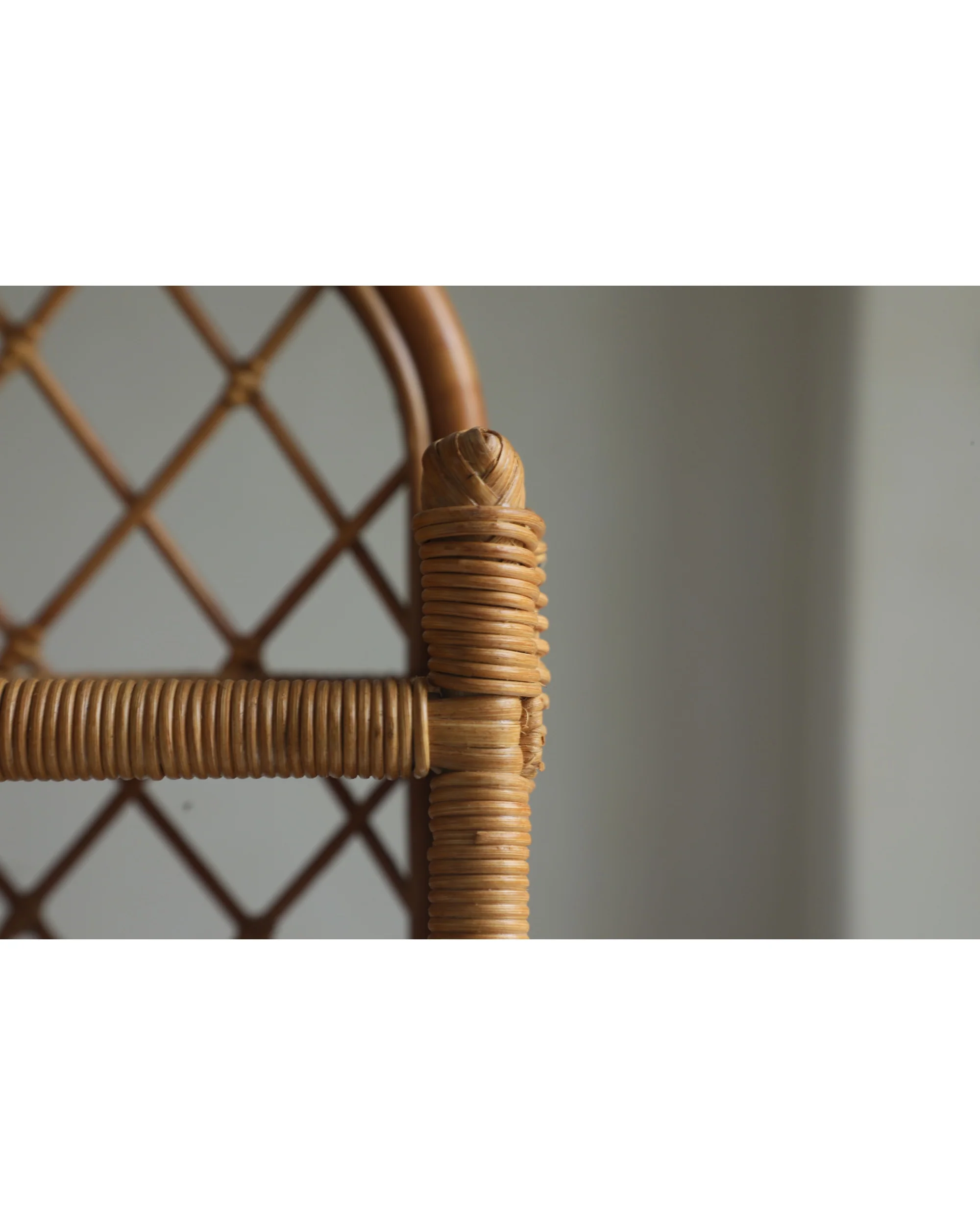 Solana Stand - Image 7